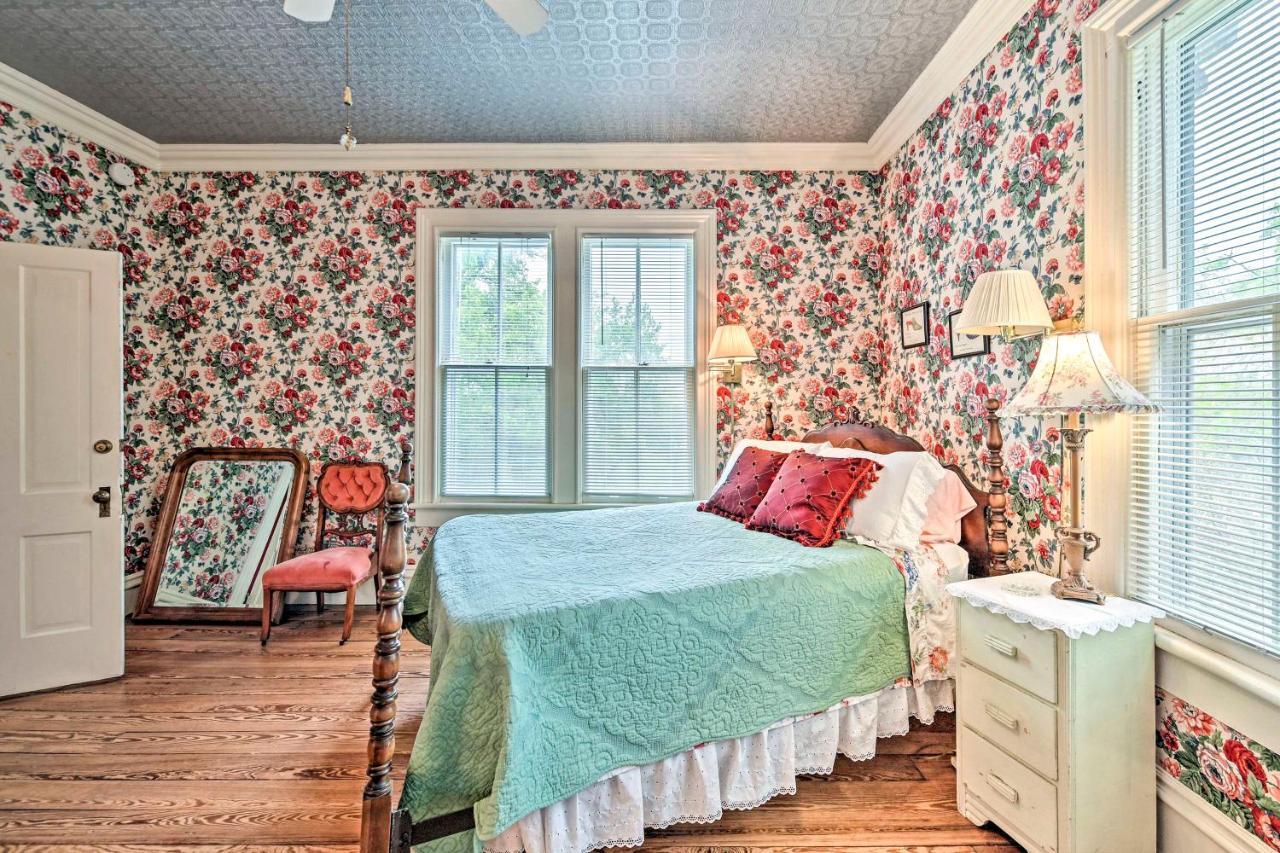 The Lilly House Historic Glen Rose Home With Porch! Eksteriør billede